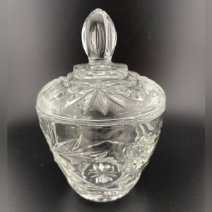 Vintage, Starburst Sugar Bowl, Prescut Clear Glass with Lid, by Anchor Hocking